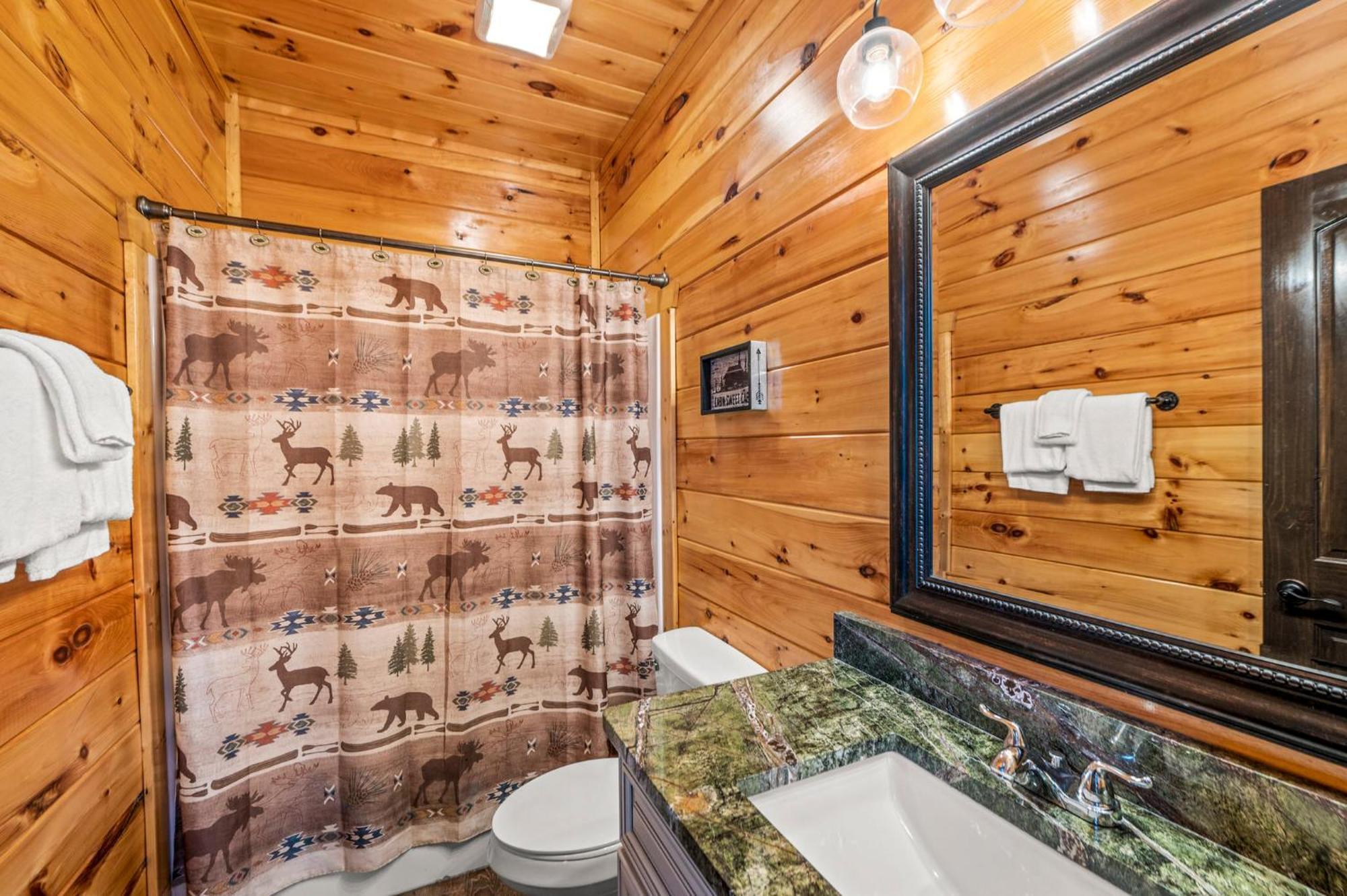 The Great Maple Retreat By Stony Brook Cabins แกตลิงเบิร์ก ภายนอก รูปภาพ