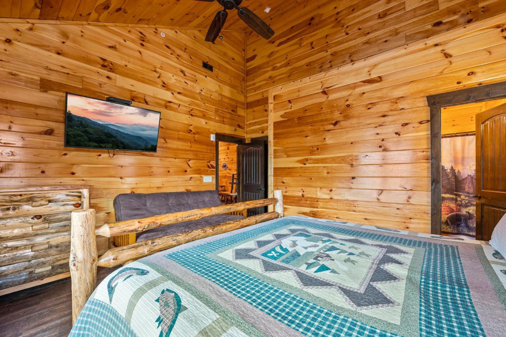 The Great Maple Retreat By Stony Brook Cabins แกตลิงเบิร์ก ภายนอก รูปภาพ