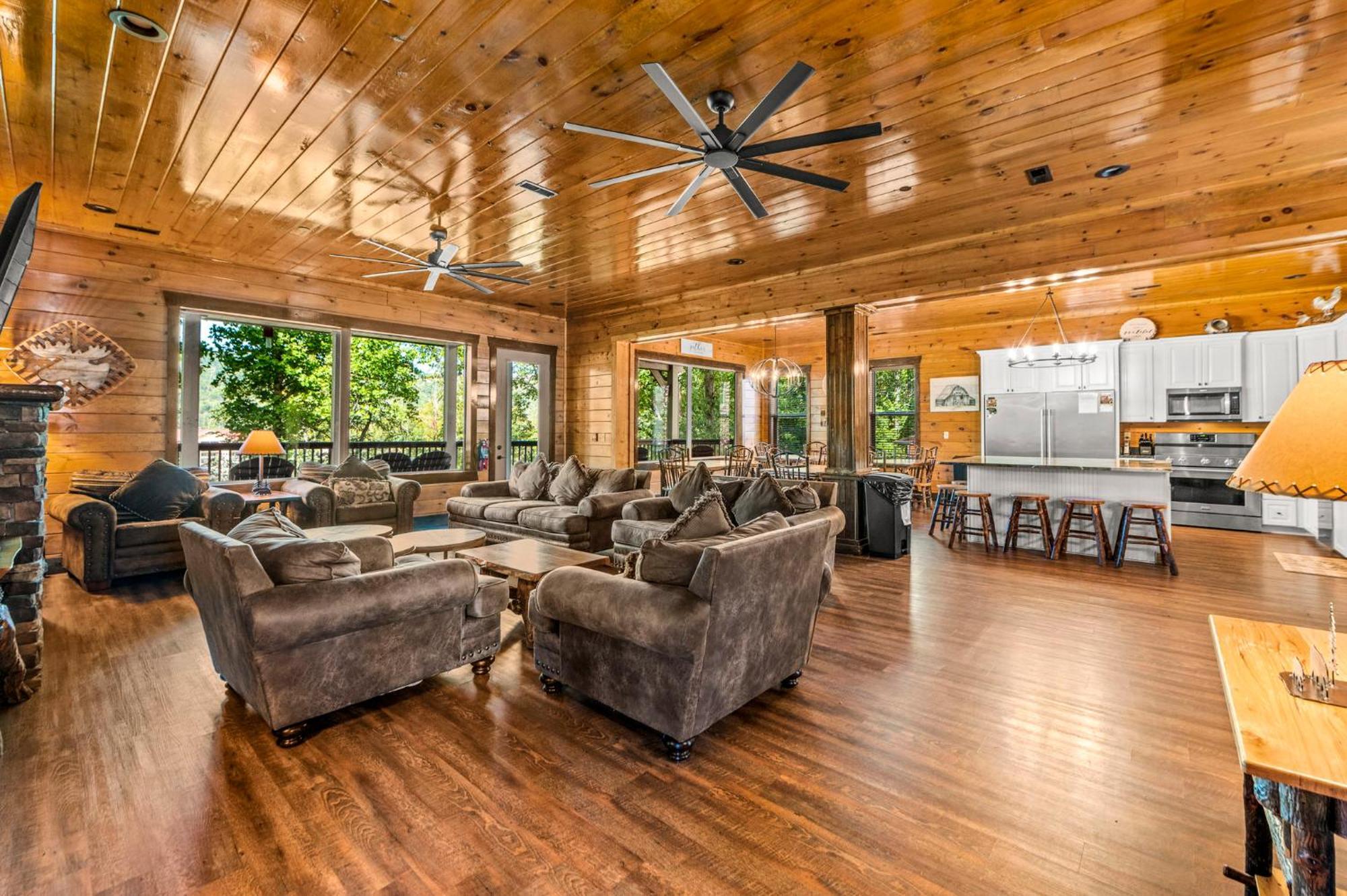 The Great Maple Retreat By Stony Brook Cabins แกตลิงเบิร์ก ภายนอก รูปภาพ